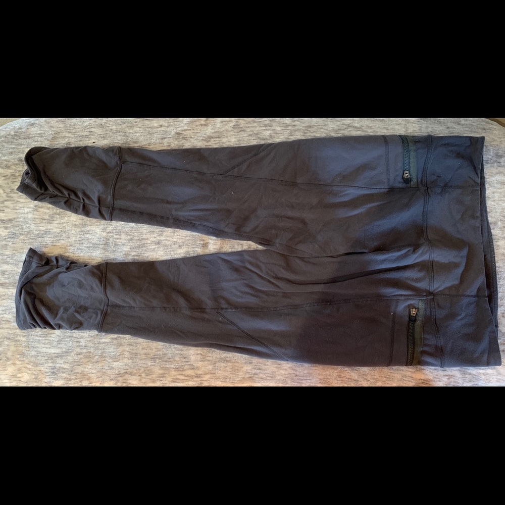 Lululemon crops